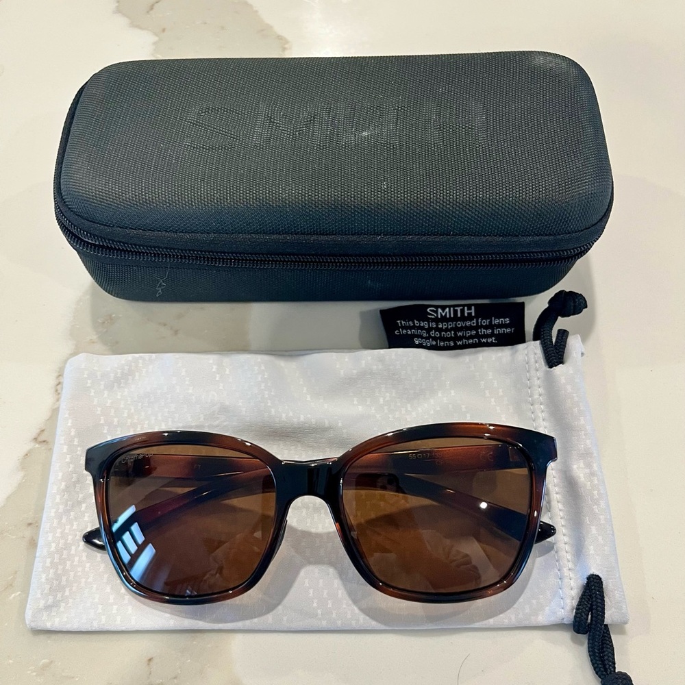 SMITH Black /Brown Frame Sunglasses with Brown Lenses - Colette